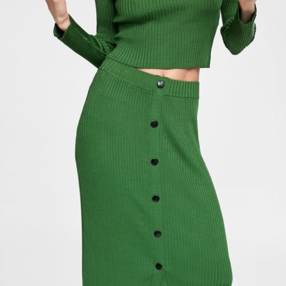 Zara green ribbed skirt and top